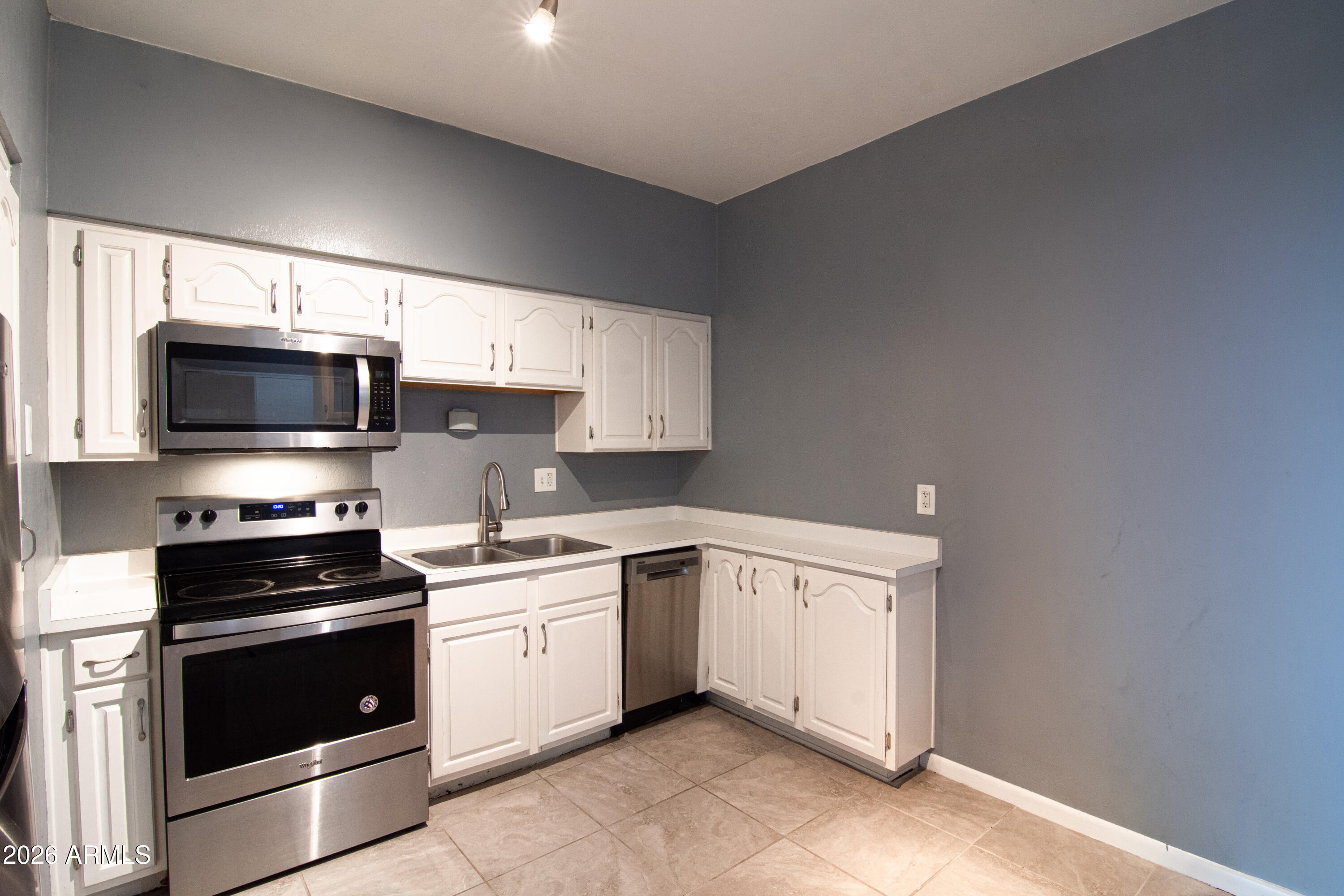 357 E Thomas Road Unit A212