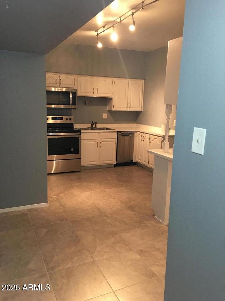 357 E Thomas Road Unit A212