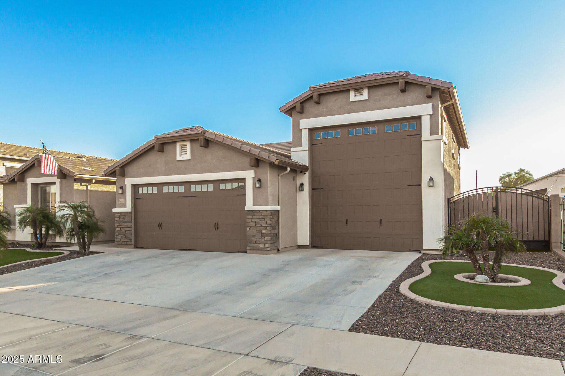 17793 W CORRINE Drive