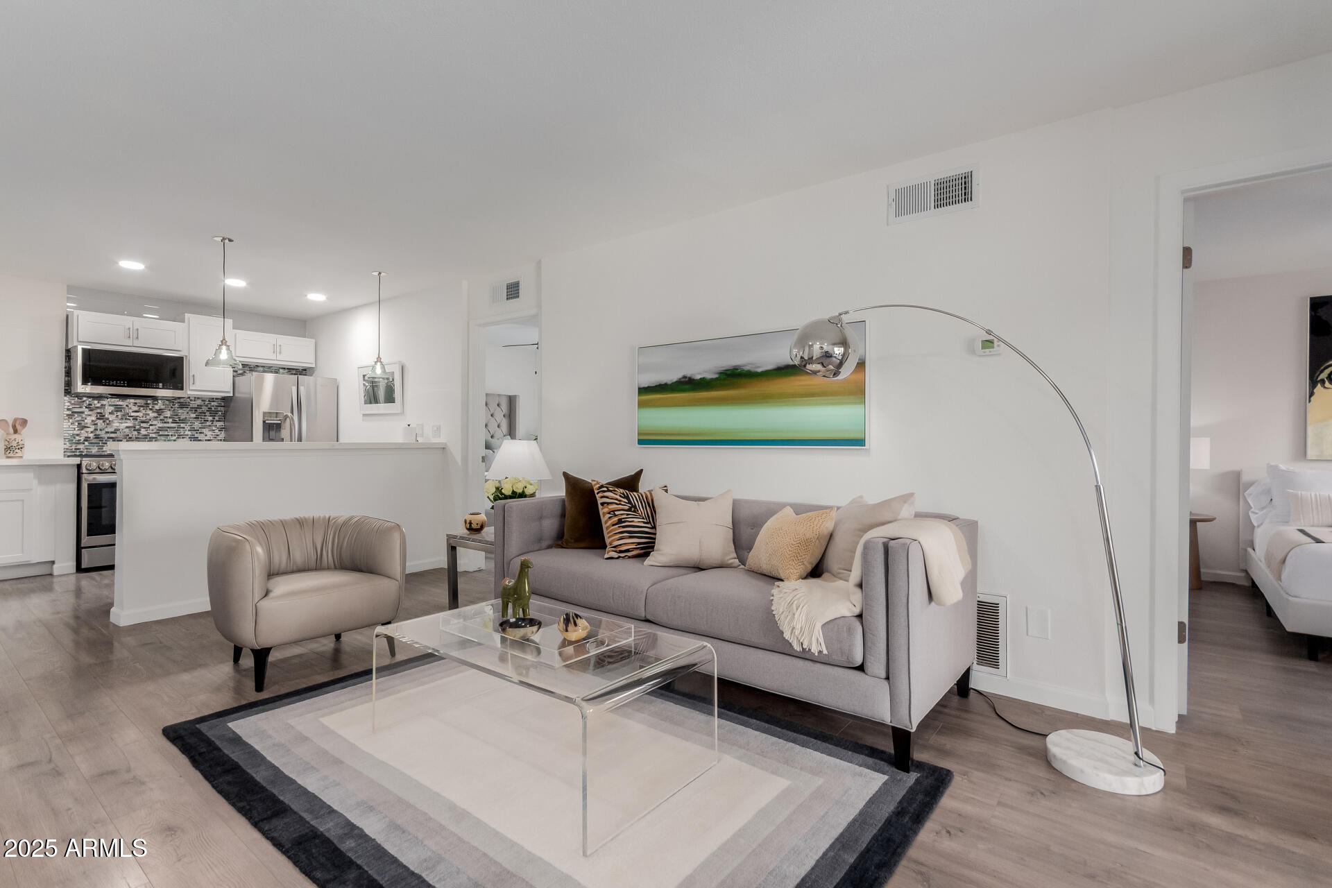 5525 E THOMAS Road M12