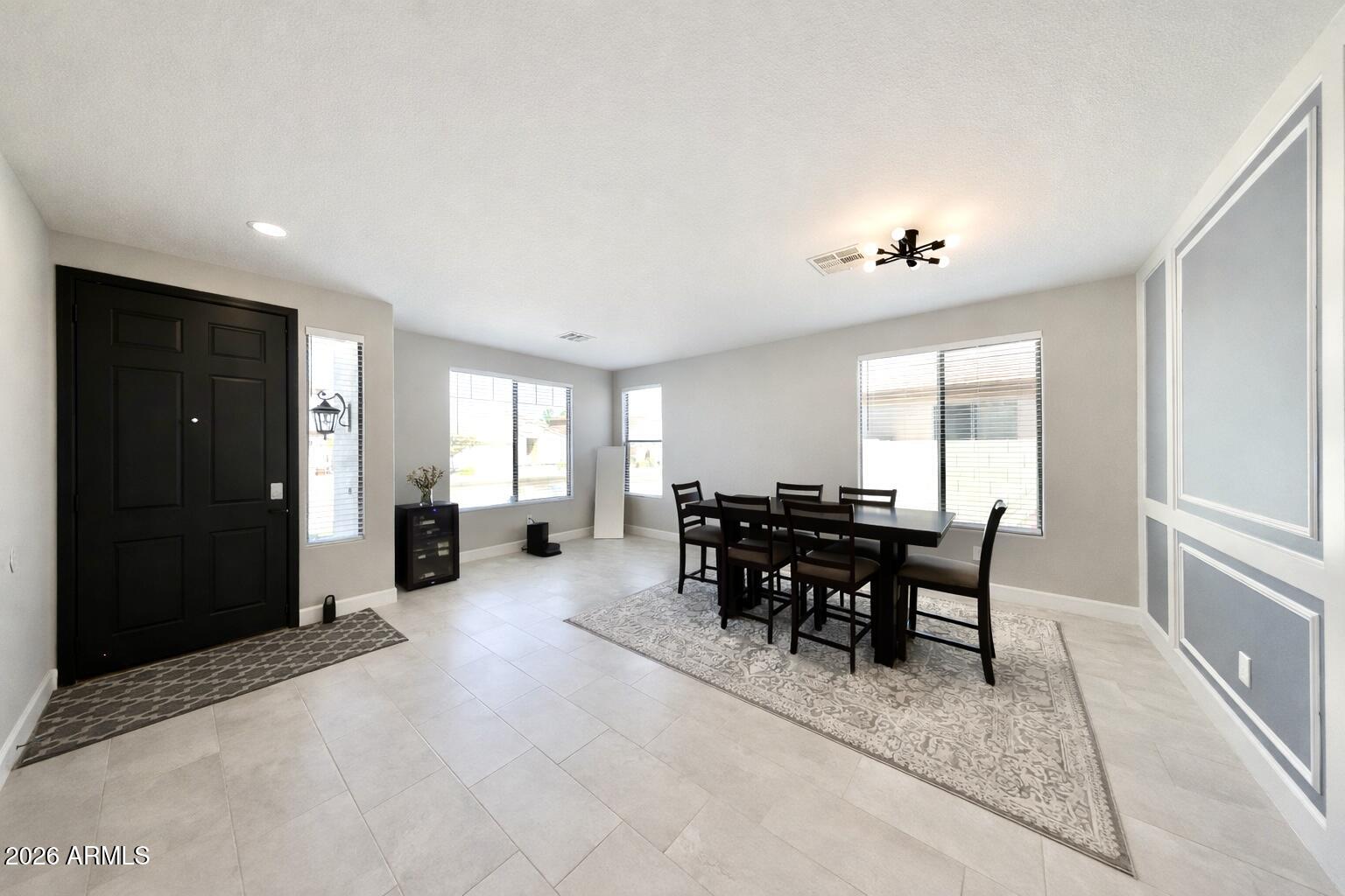 2093 E LA COSTA Drive