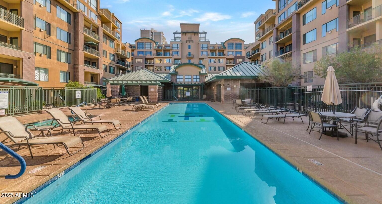 16 W ENCANTO Boulevard 2