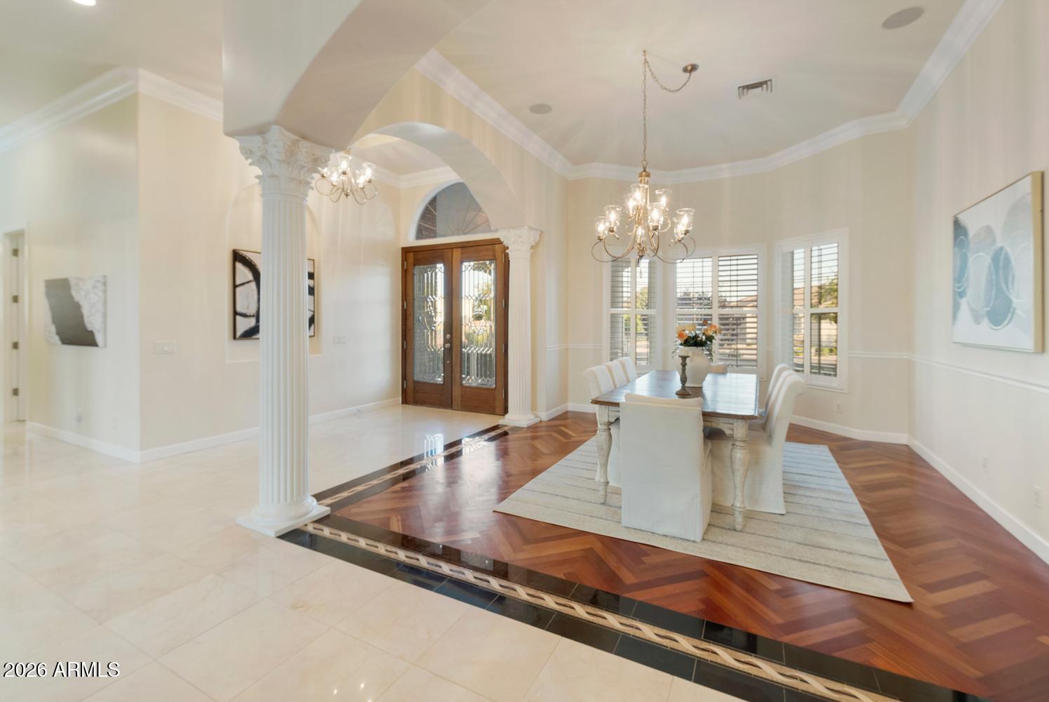 88 E TOLEDO Court