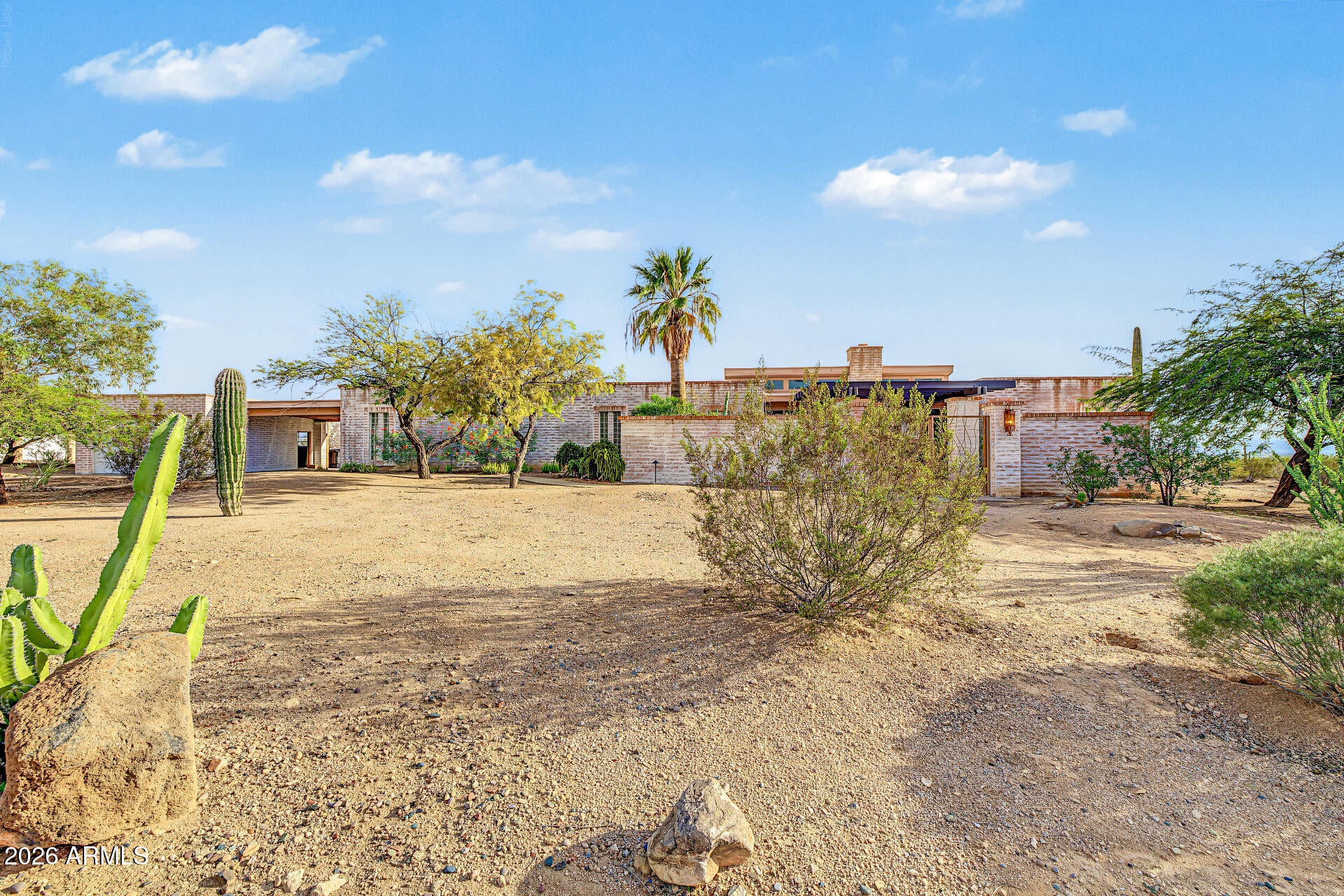 12609 E DOUBLETREE RANCH Road