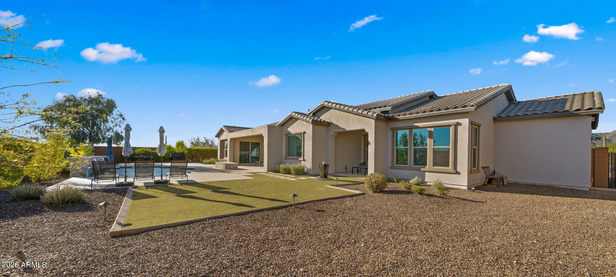 LONE MOUNTAIN - Residential