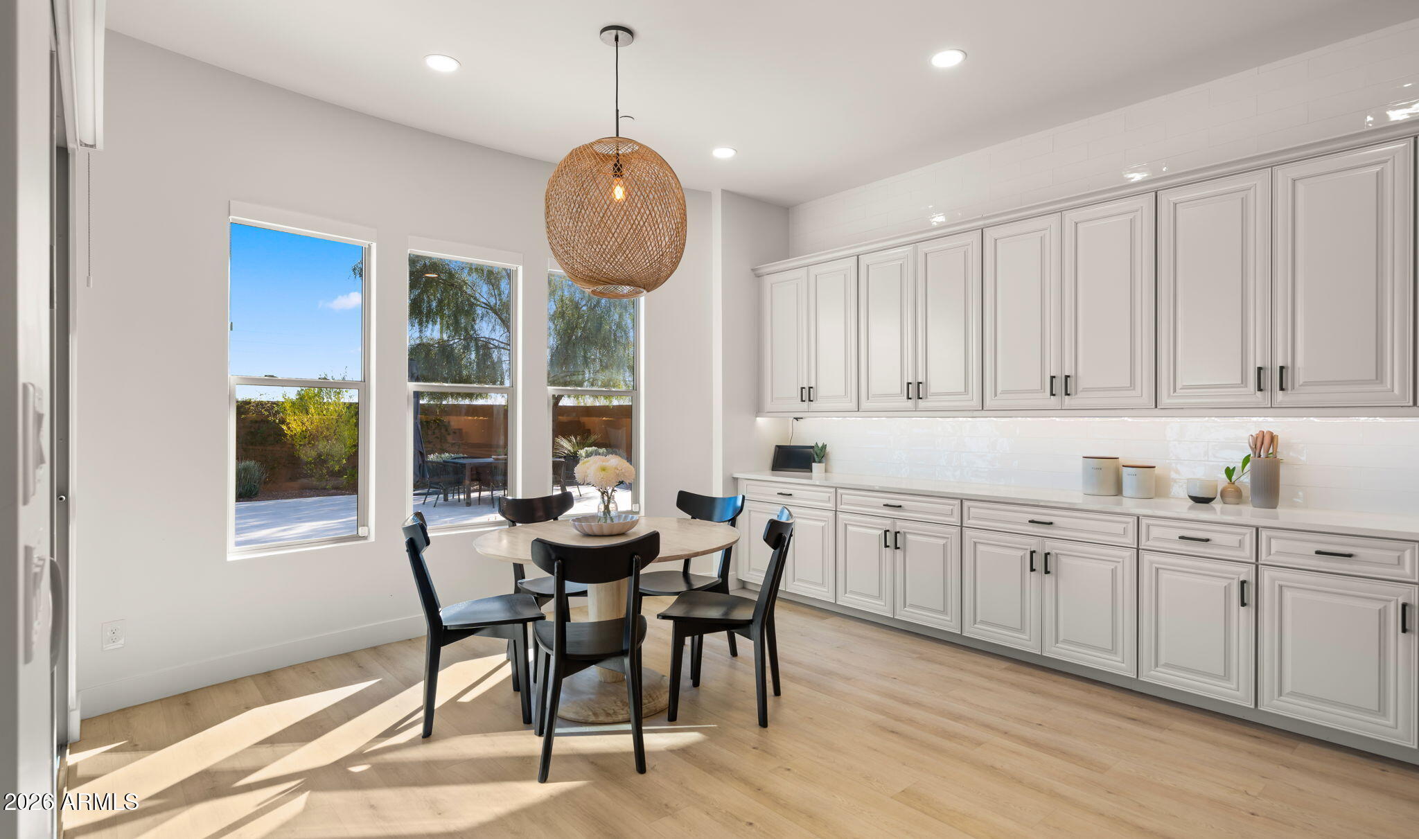 LONE MOUNTAIN - Residential