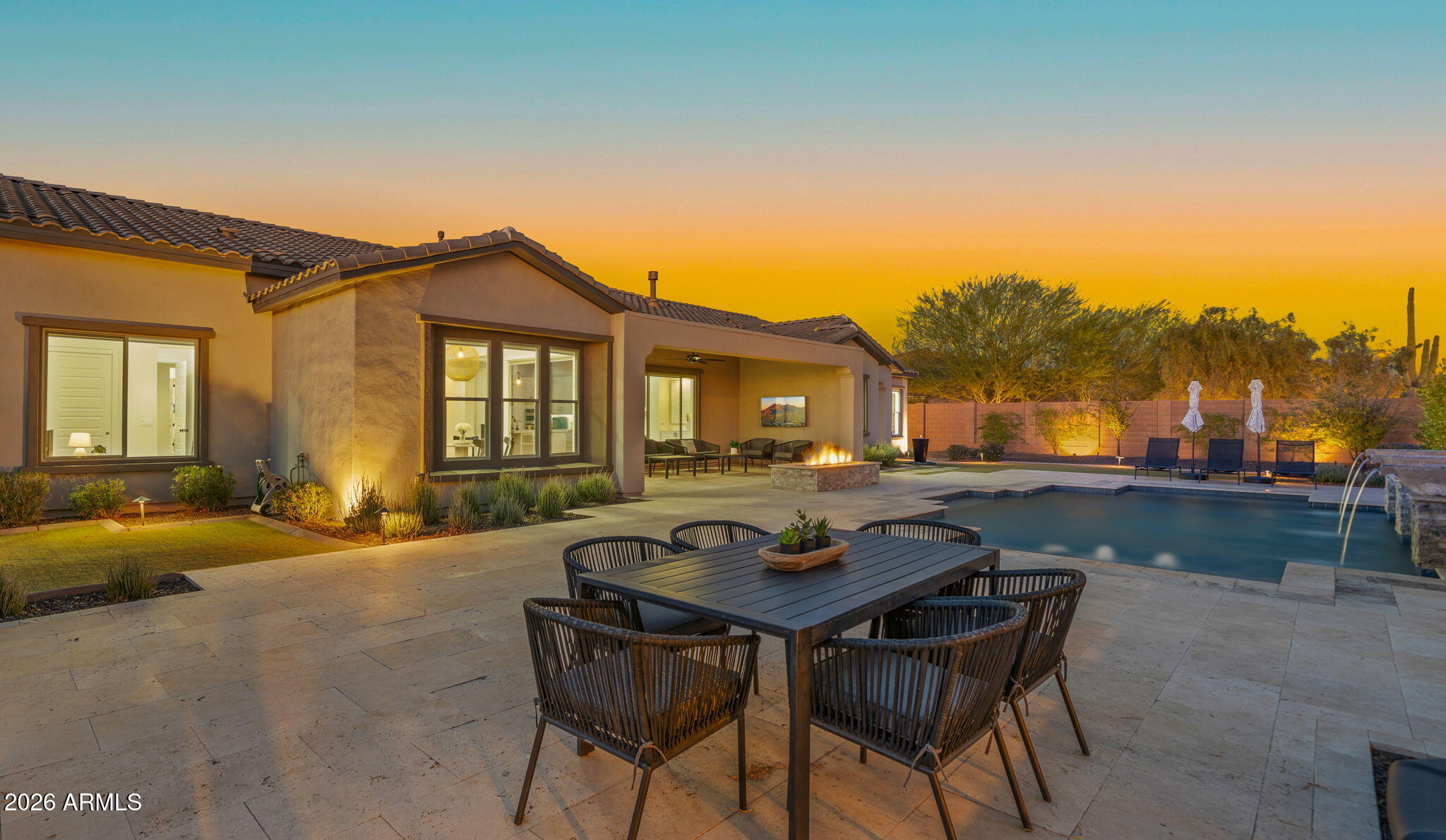 LONE MOUNTAIN - Residential