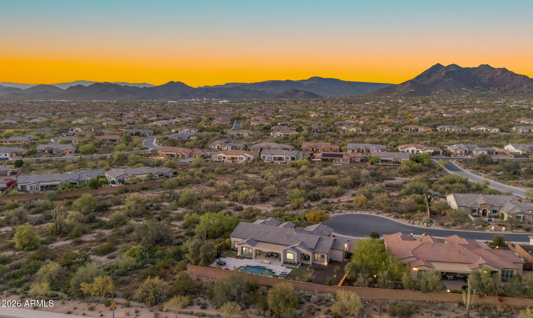 LONE MOUNTAIN - Residential