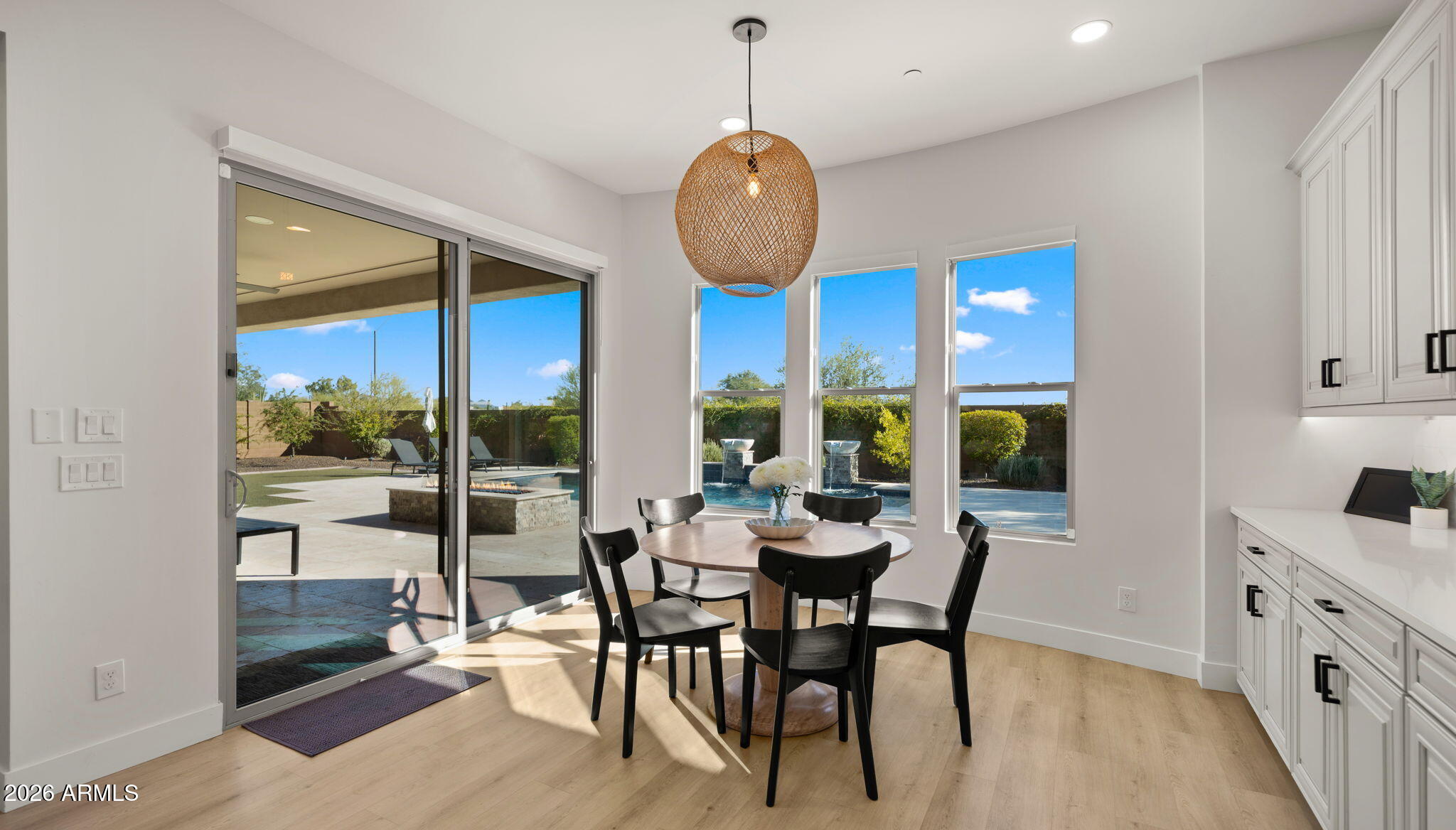 LONE MOUNTAIN - Residential