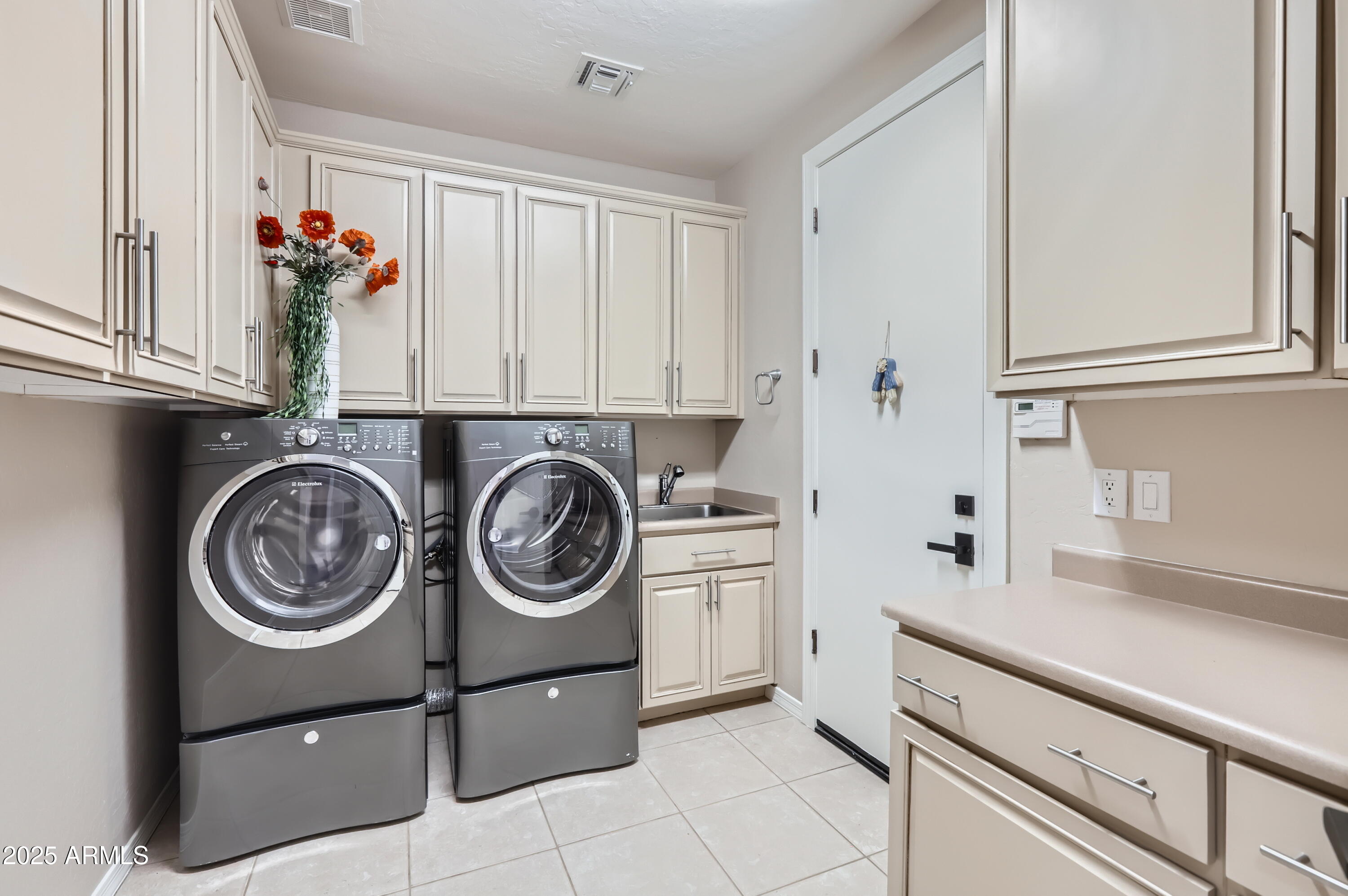 ANTHEM COUNTRY CLUB UNIT 2A CYPRESS POINT 2 AMD - Residential