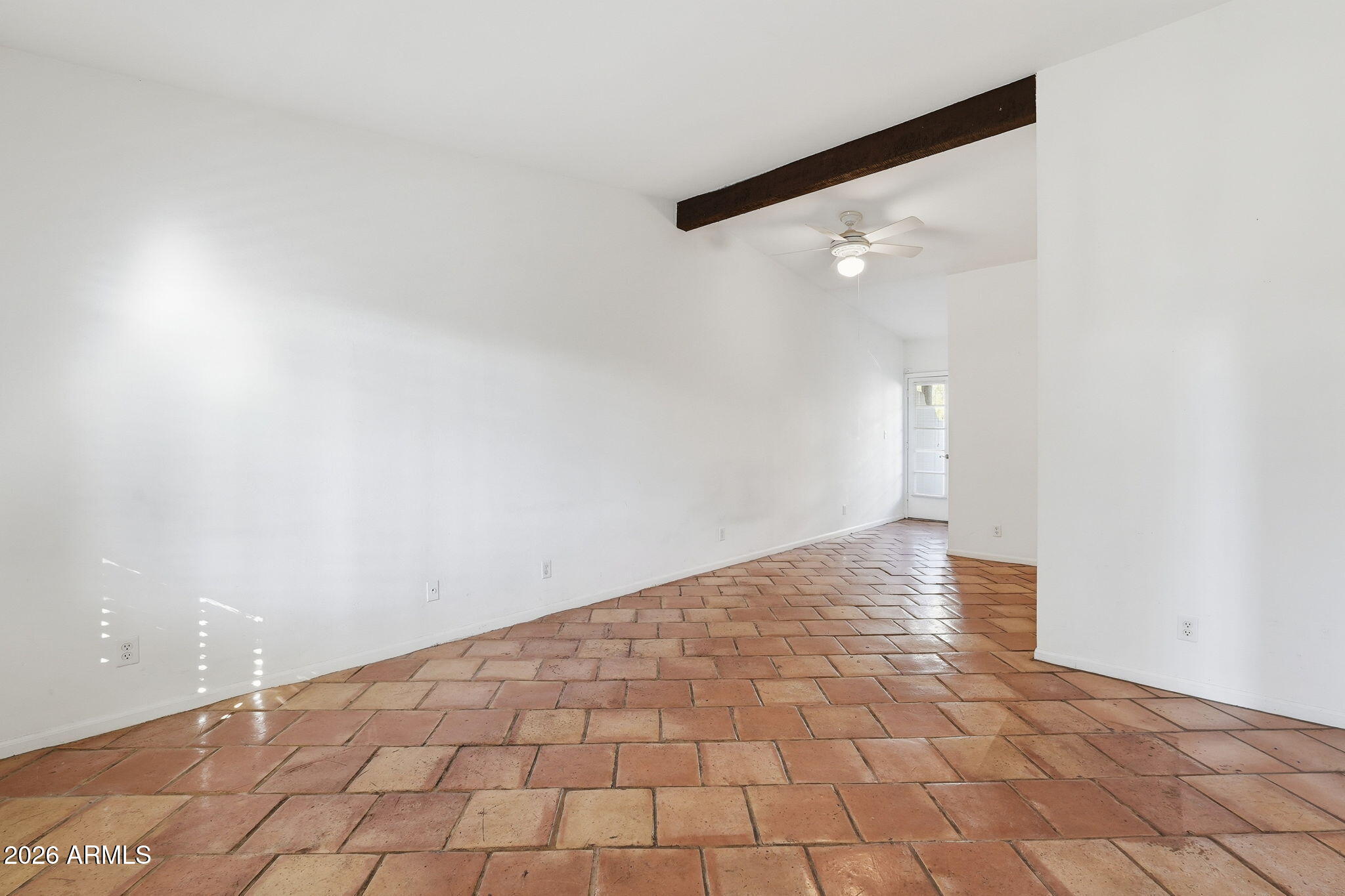 1449 E HIGHLAND Avenue 16