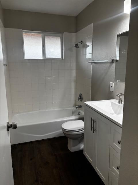 4819 E Cambridge Avenue Apt 1