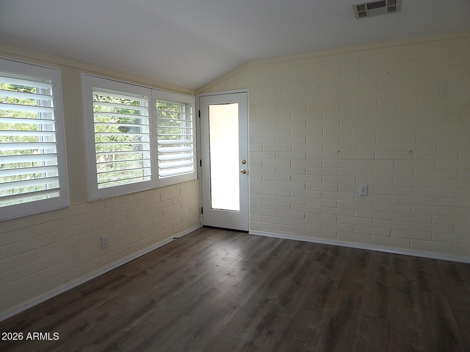 10437 W CHERYL Drive