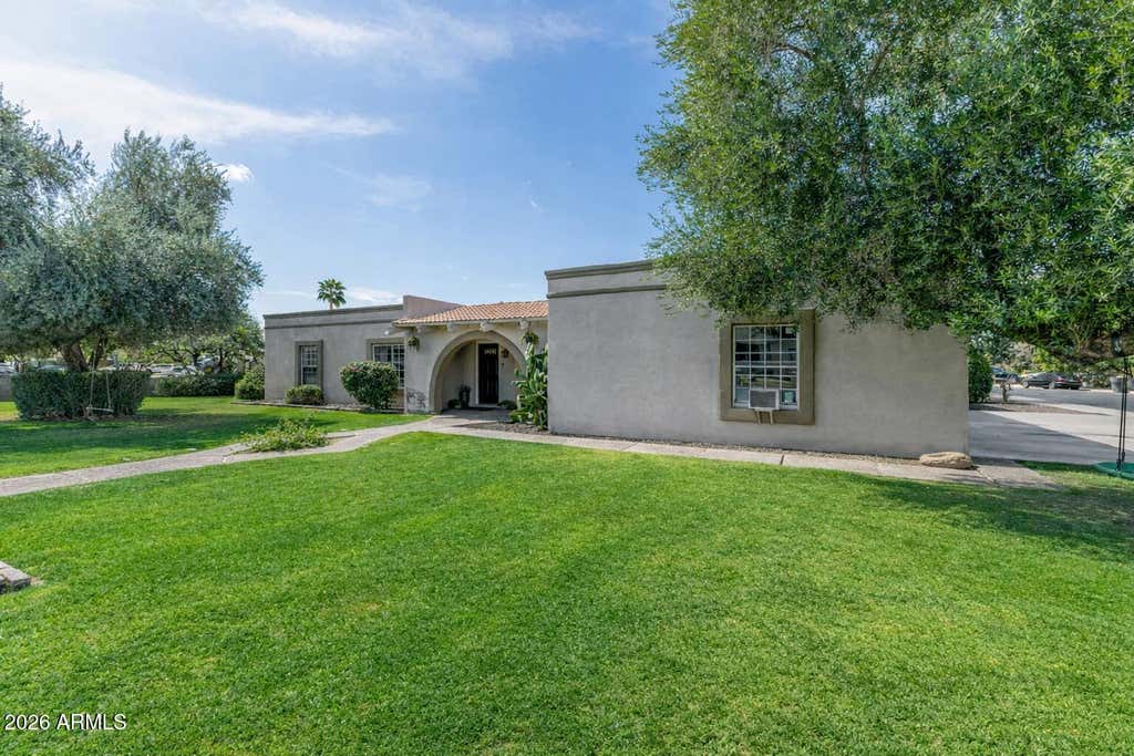 Photo of 906 E Jasmine Street, Mesa, AZ 85203 (MLS # 7052051)