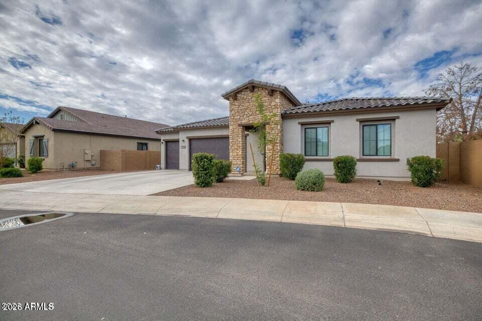 7434 N 80Th Lane