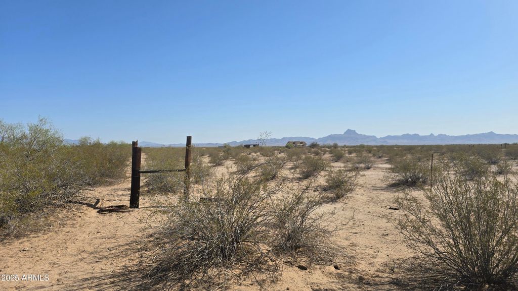 Photo of 4754 N 549th Avenue #-, Tonopah, AZ 85354 (MLS # 6887020)