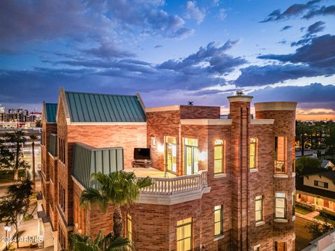 2017 N 1ST Avenue Phoenix AZ 85003