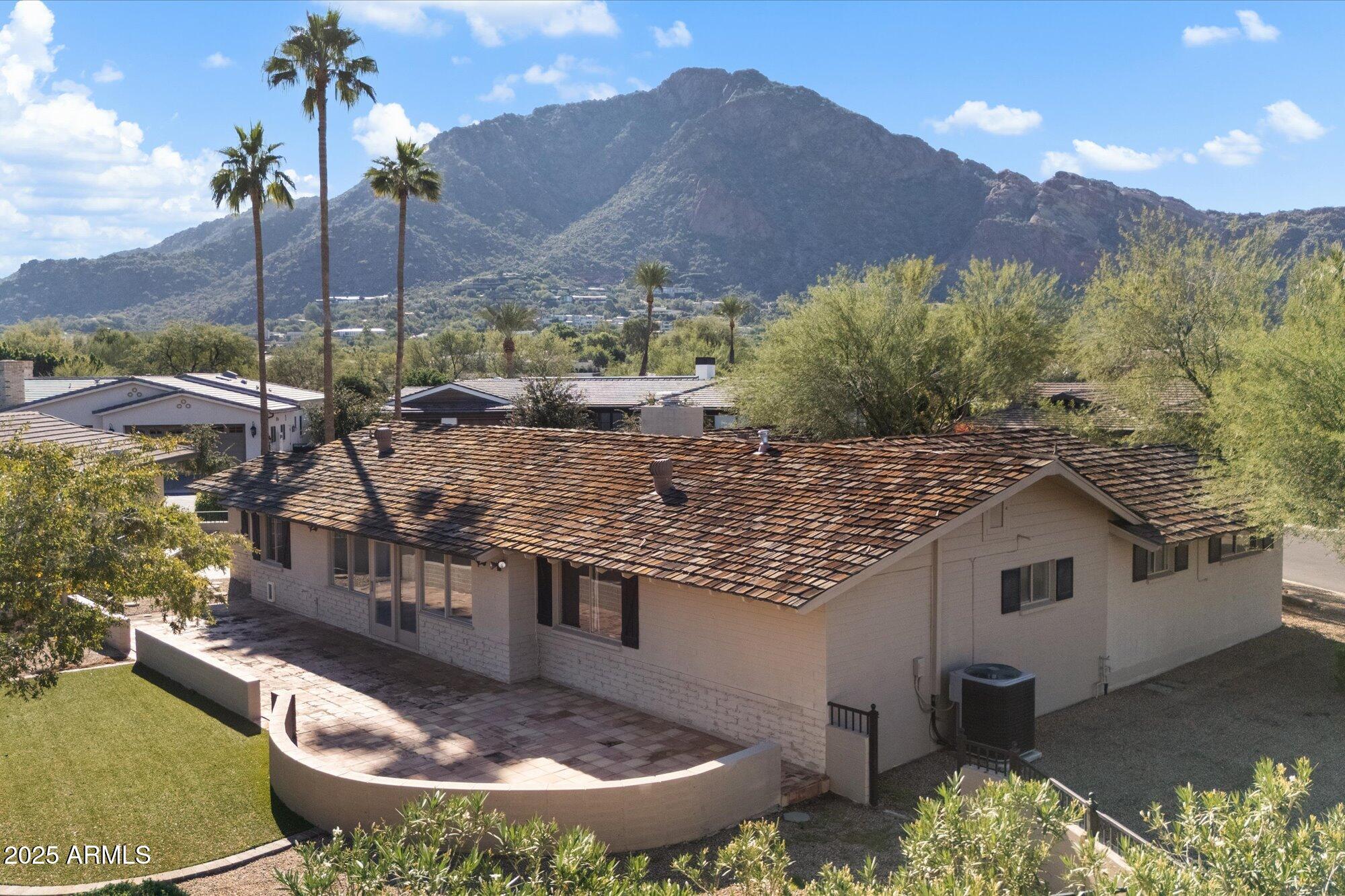 5635 E LINCOLN Drive 34