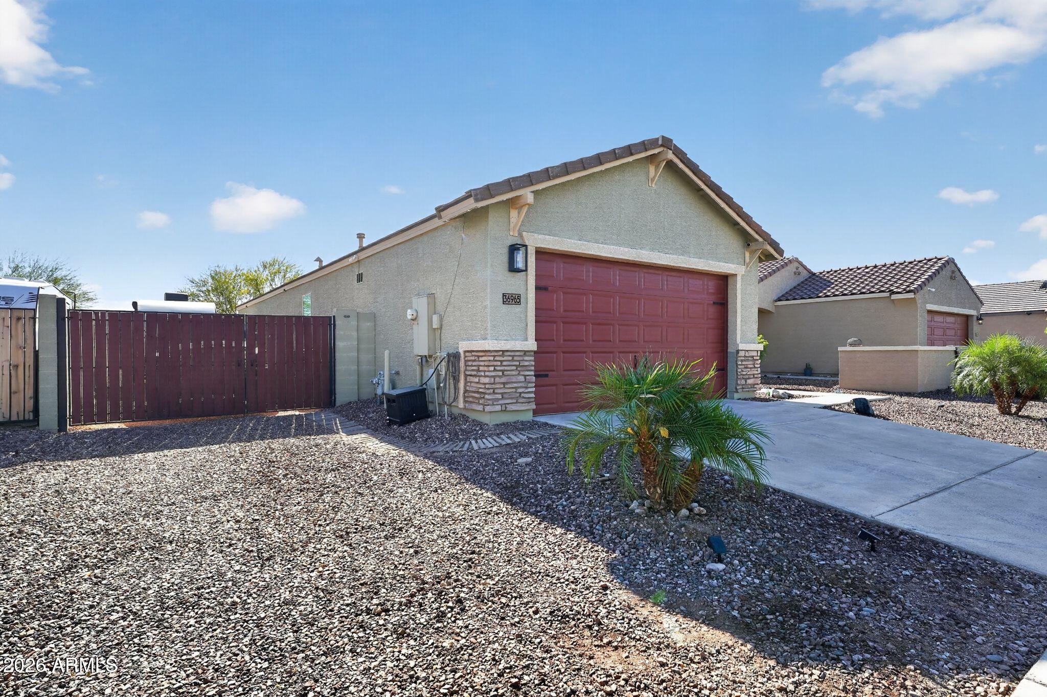 36965 N ADDISON Lane