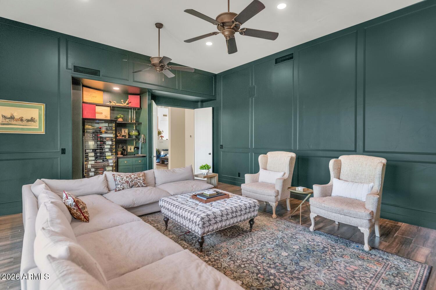 Phoenix, Arizona, 85023, United States, 4 Bedrooms Bedrooms, ,5 BathroomsBathrooms,Residential,Active,2035095