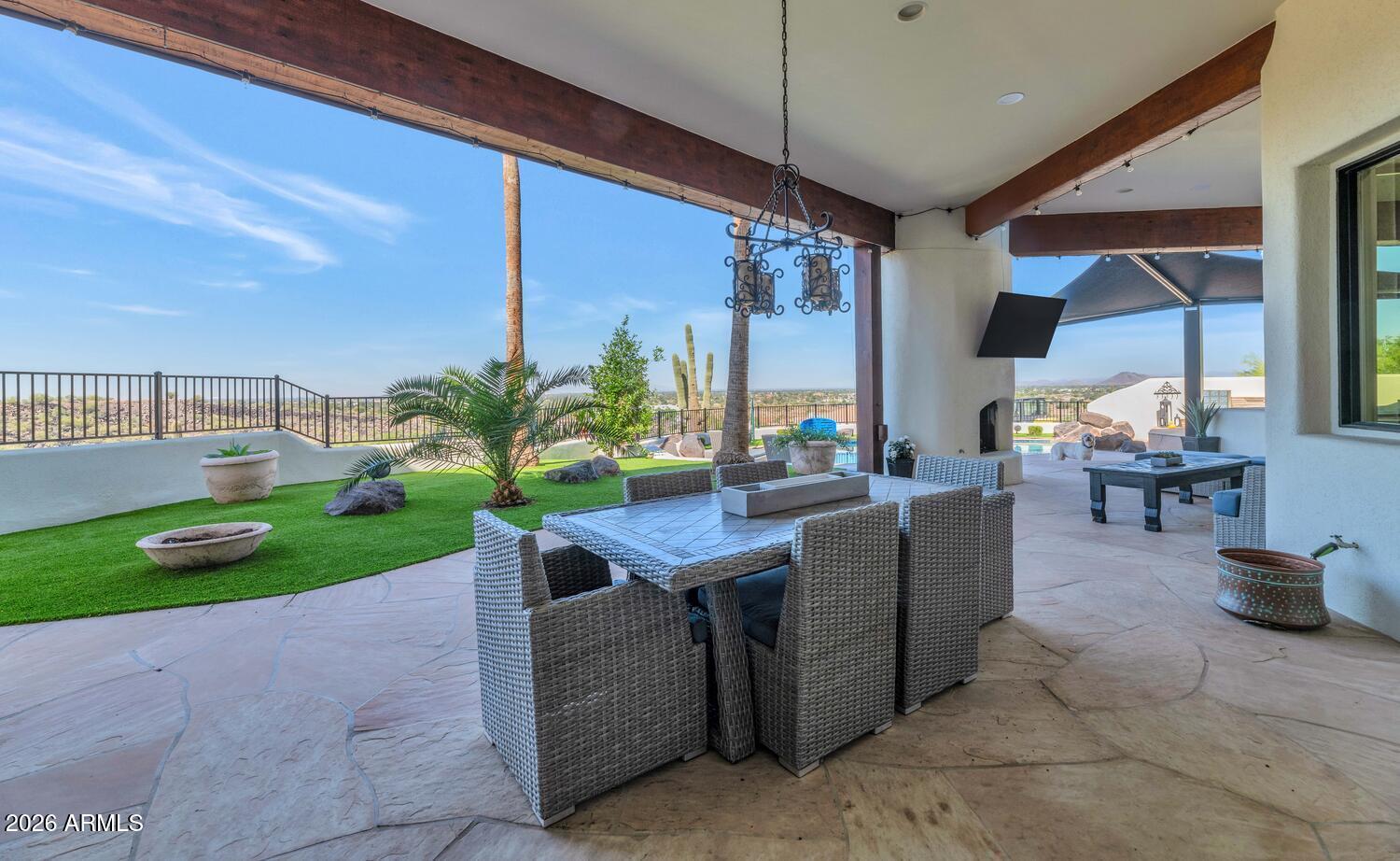 Phoenix, Arizona, 85023, United States, 4 Bedrooms Bedrooms, ,5 BathroomsBathrooms,Residential,Active,2035095