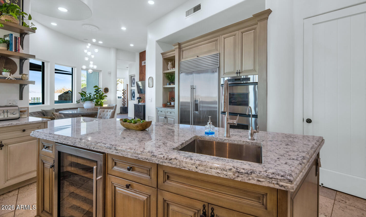 Phoenix, Arizona, 85023, United States, 4 Bedrooms Bedrooms, ,5 BathroomsBathrooms,Residential,Active,2035095