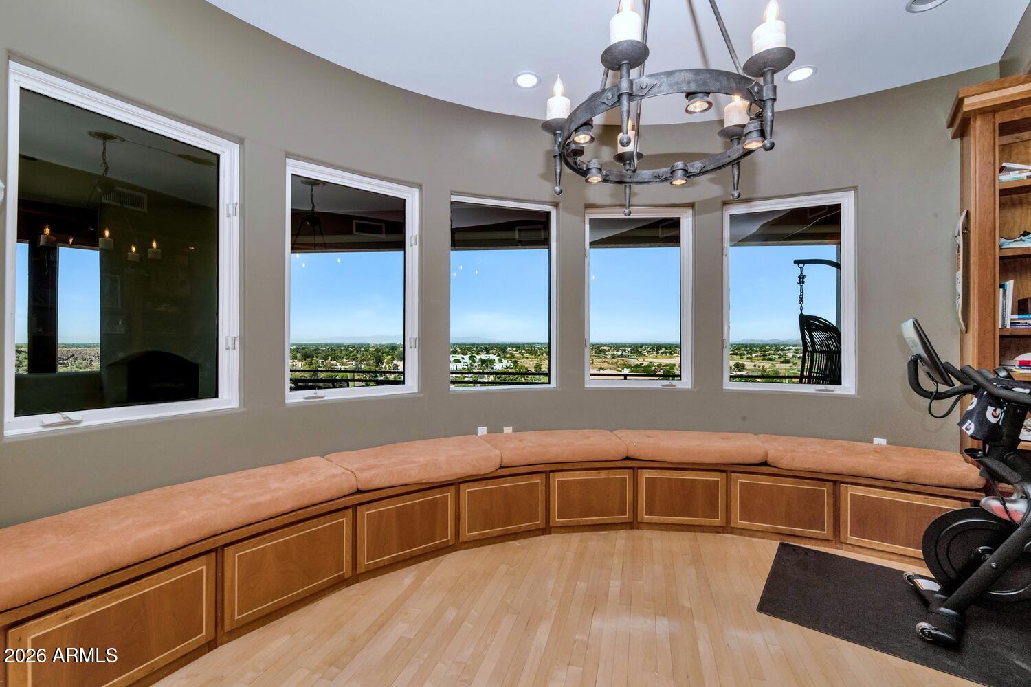 Phoenix, Arizona, 85023, United States, 4 Bedrooms Bedrooms, ,5 BathroomsBathrooms,Residential,Active,2035095