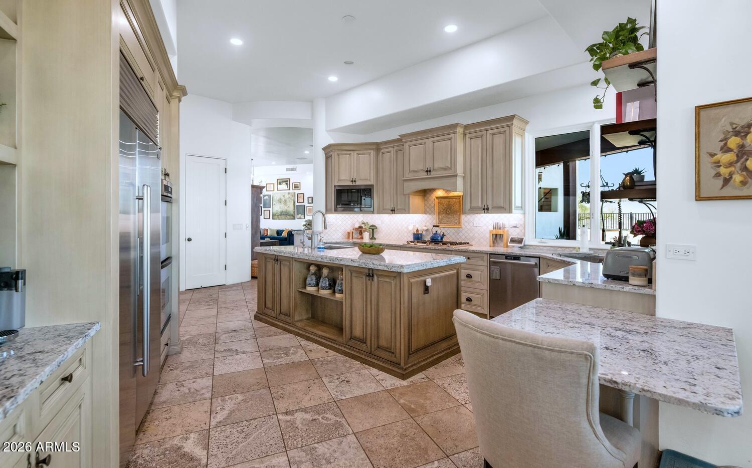 Phoenix, Arizona, 85023, United States, 4 Bedrooms Bedrooms, ,5 BathroomsBathrooms,Residential,Active,2035095
