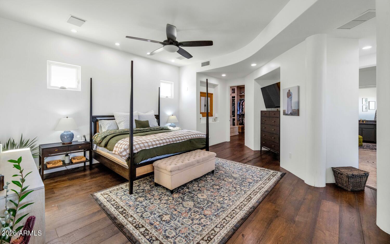 Phoenix, Arizona, 85023, United States, 4 Bedrooms Bedrooms, ,5 BathroomsBathrooms,Residential,Active,2035095