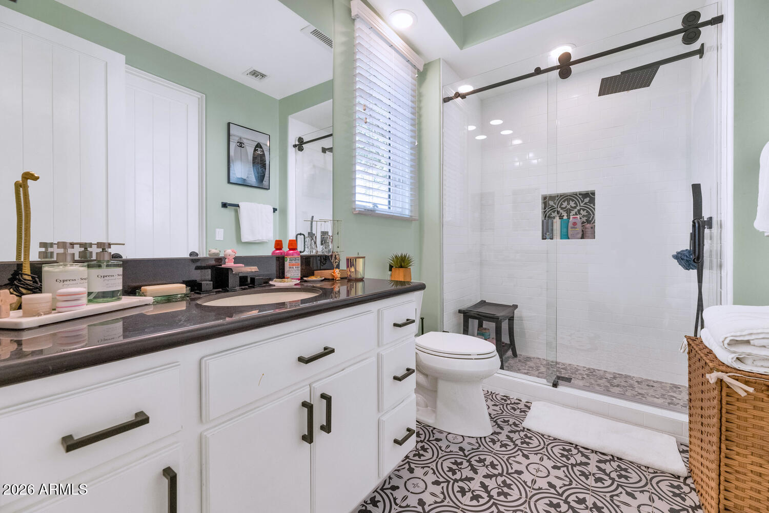 Phoenix, Arizona, 85023, United States, 4 Bedrooms Bedrooms, ,5 BathroomsBathrooms,Residential,Active,2035095