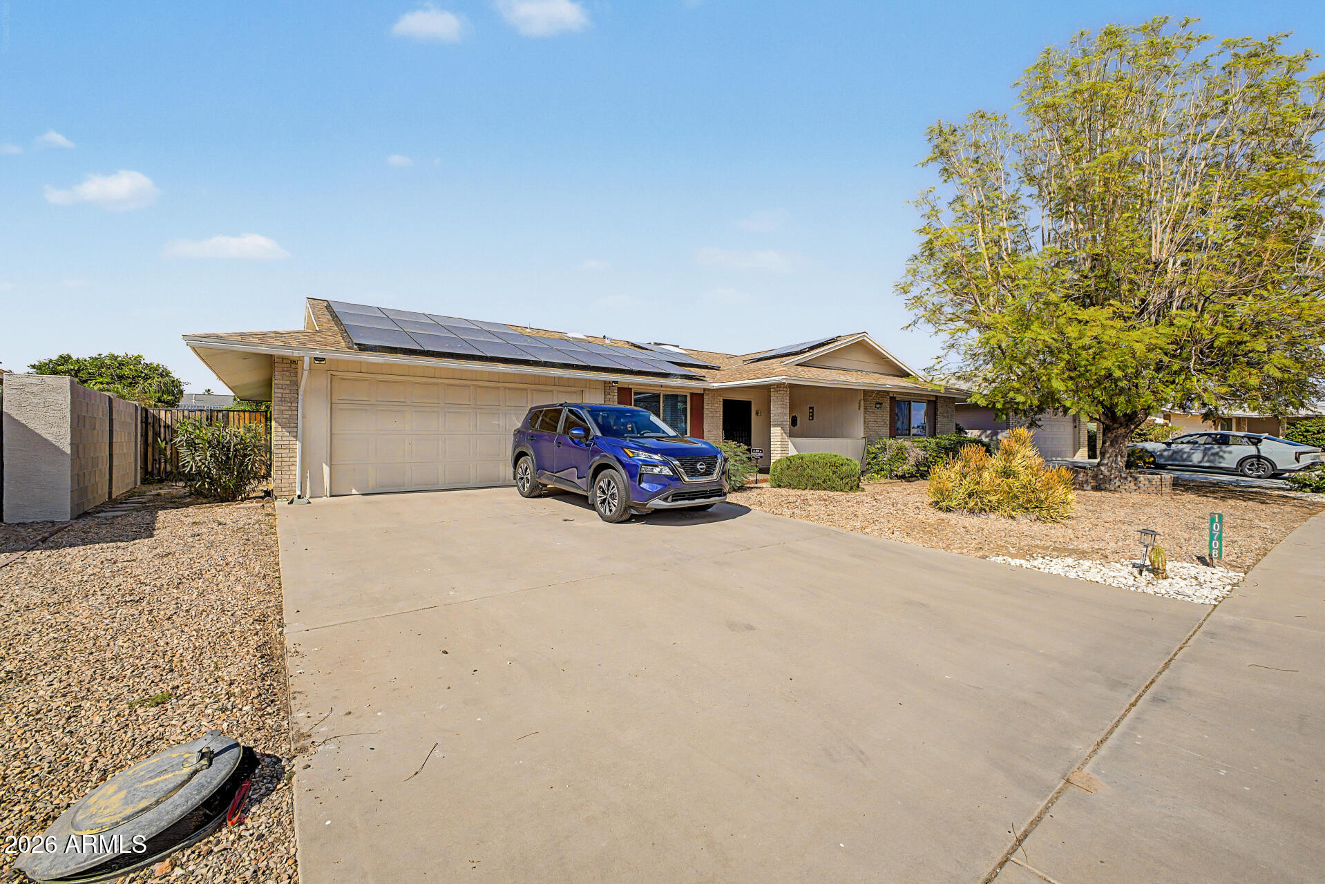 10708 W CAMELOT Circle