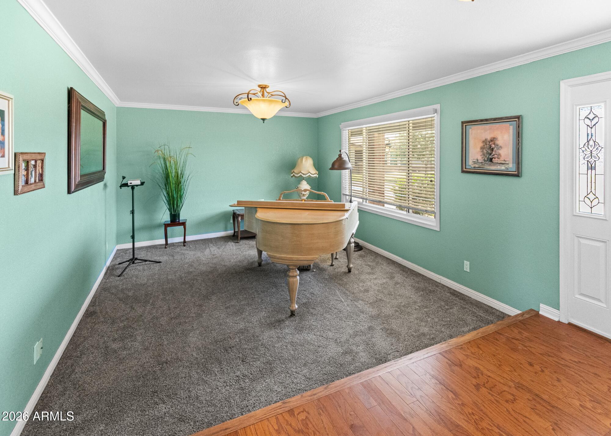 945 N DELMAR --