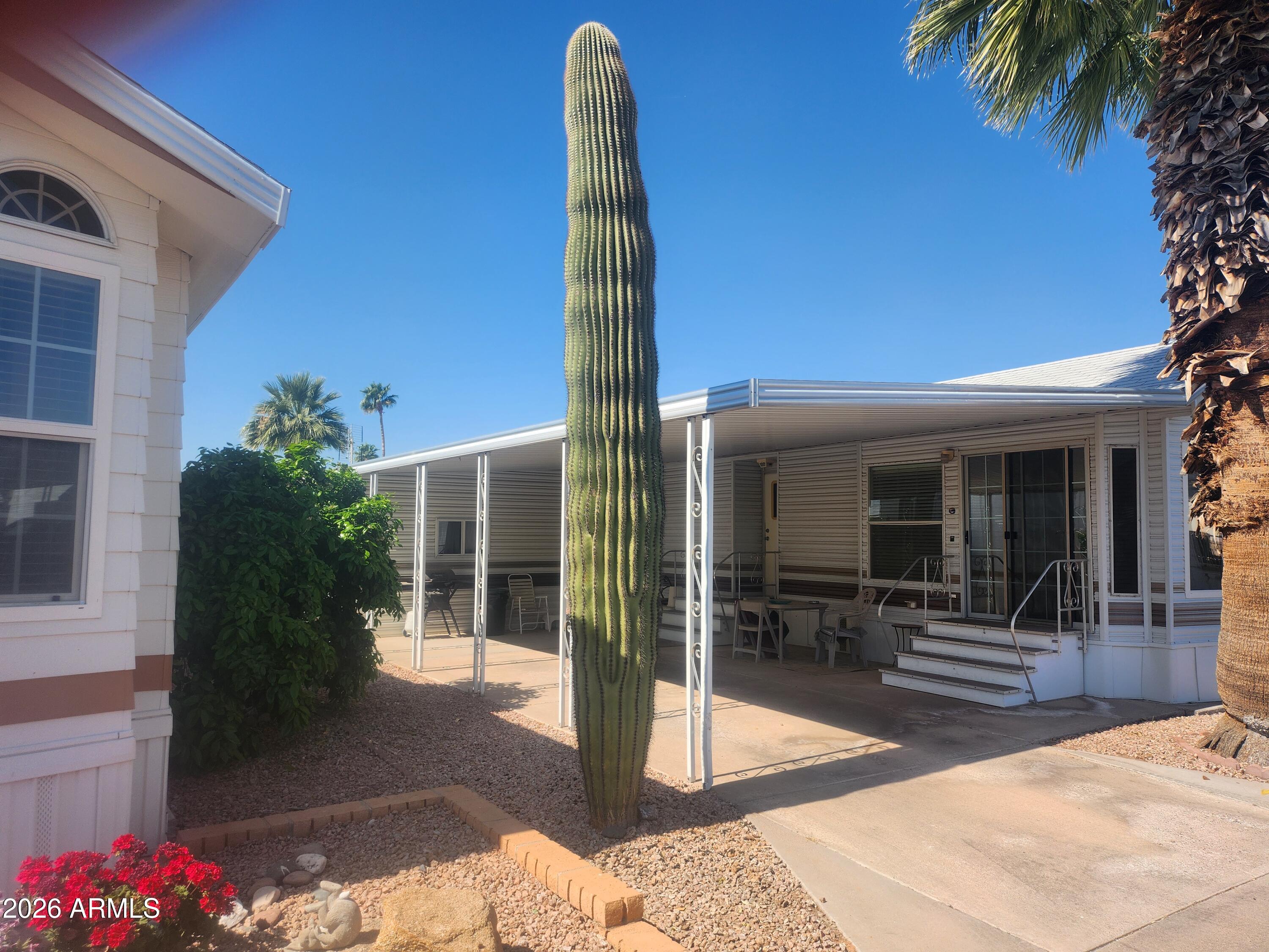 111 S GREENFIELD Road 211