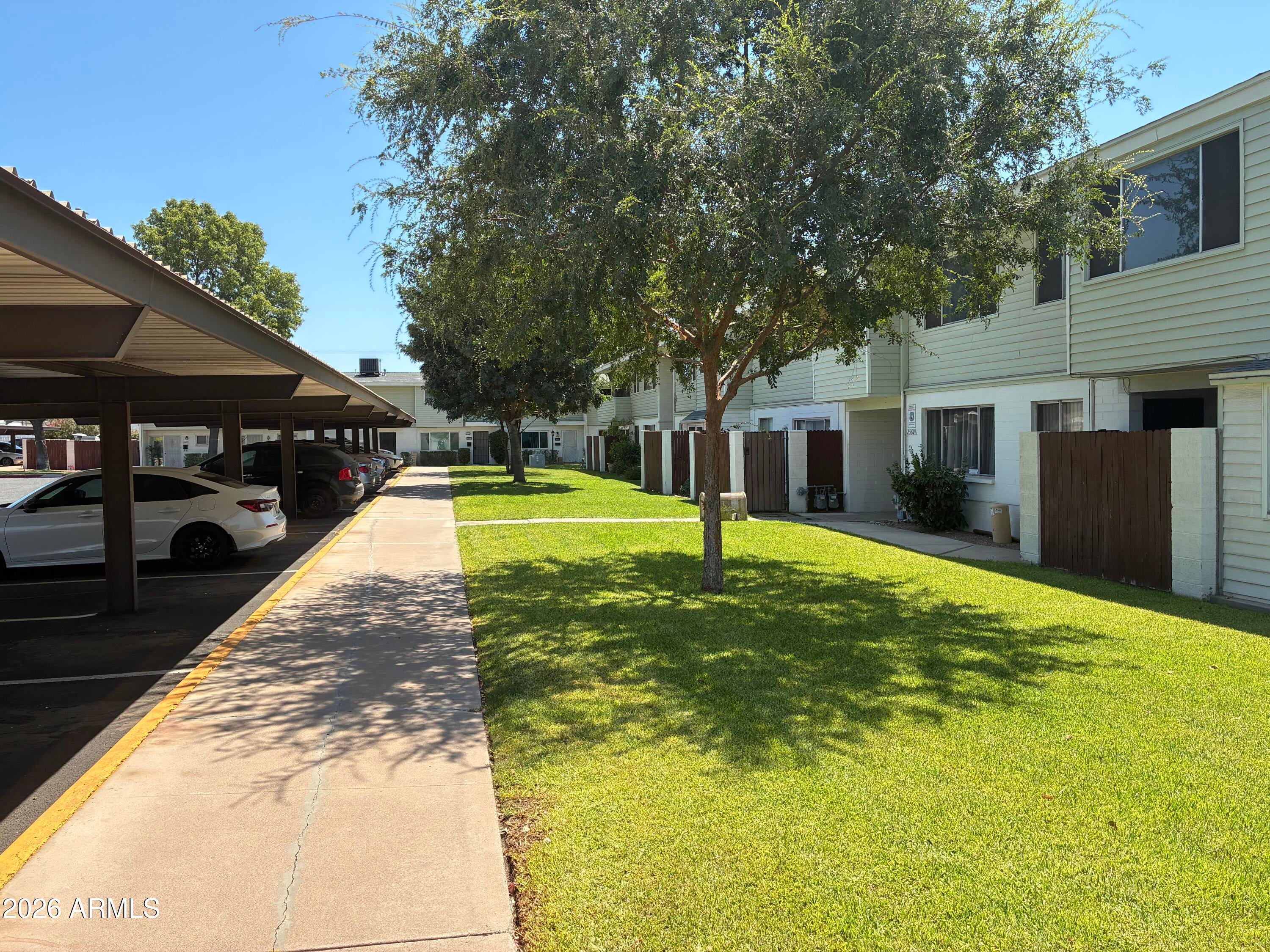 2573 W BERRIDGE Lane D205