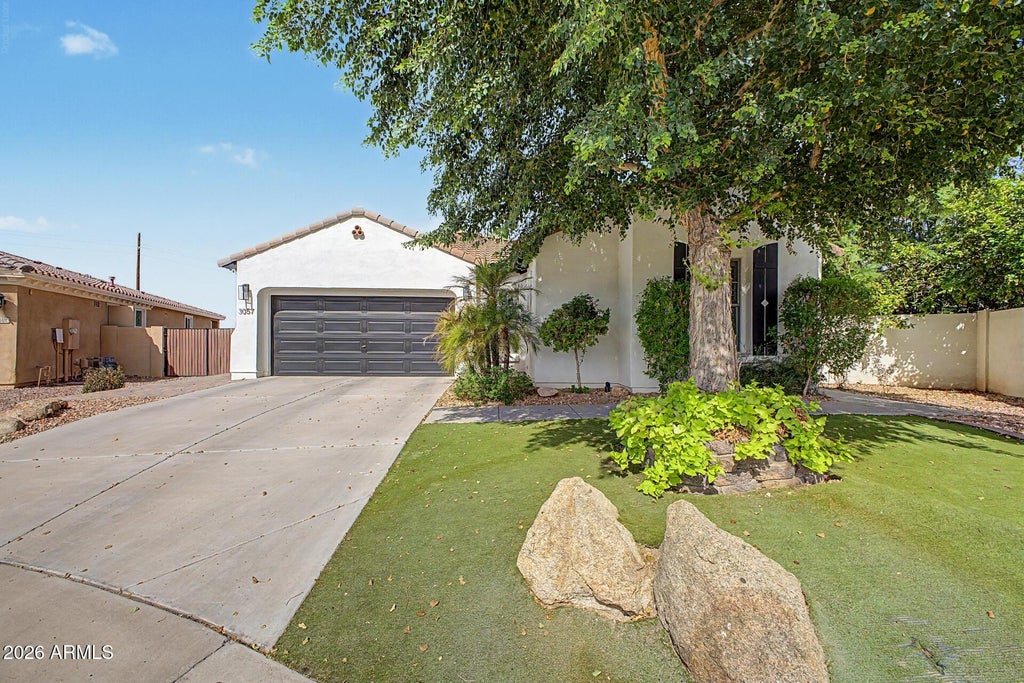 Photo of 3057 S Halsted Drive, Chandler, AZ 85286 (MLS # 7067609)