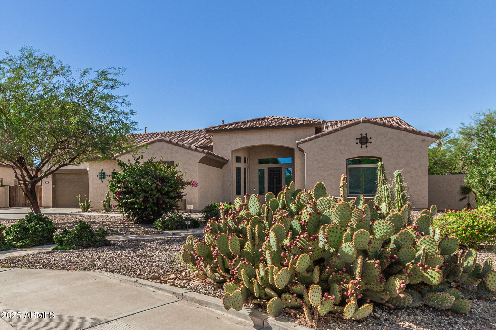 5440 S DRAGOON Drive