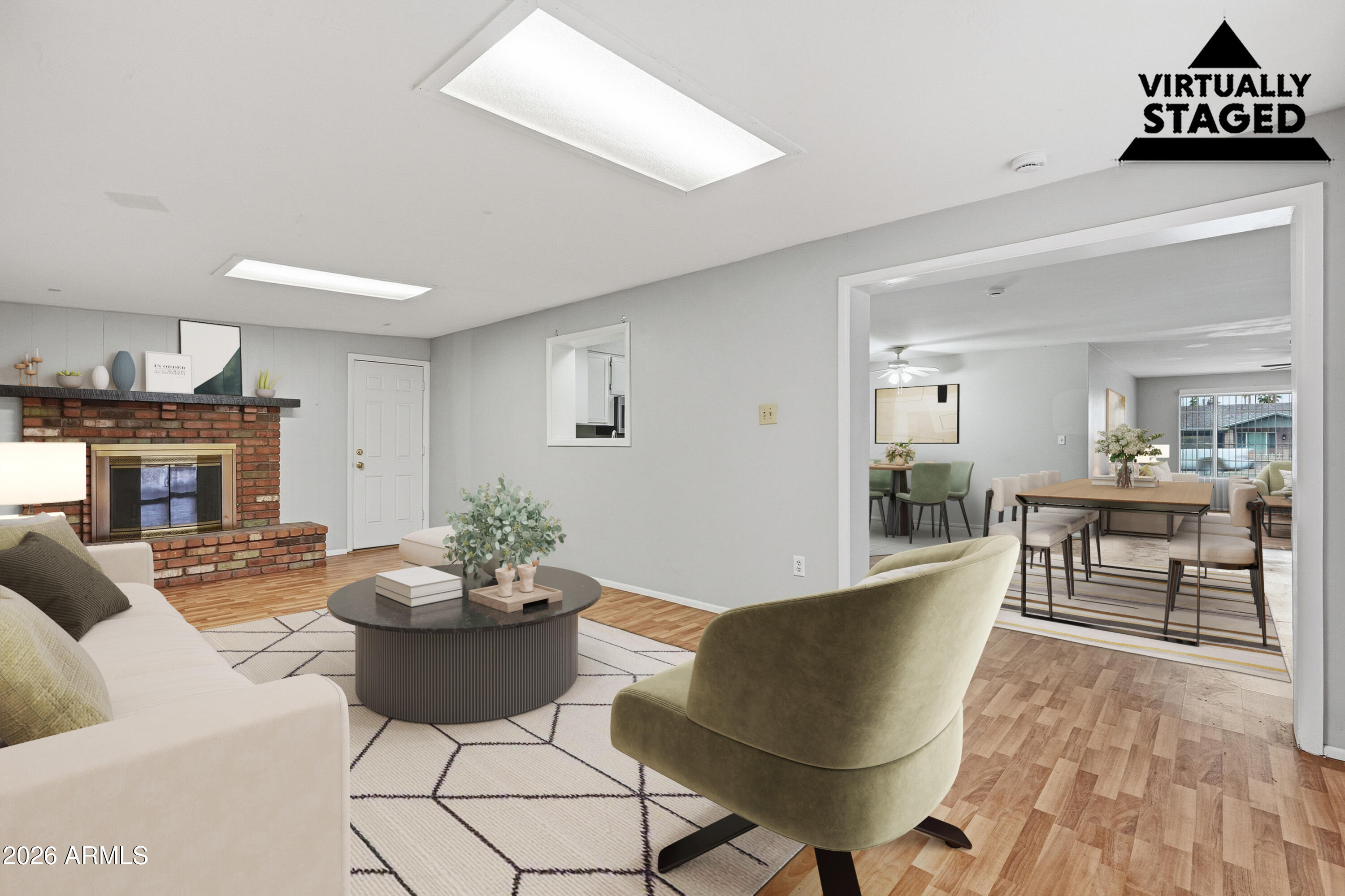 5824 S COLLEGE Avenue