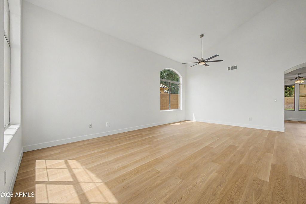 Photo of 1752 E Tremaine Avenue, Gilbert, AZ 85234 (MLS # 7015642)