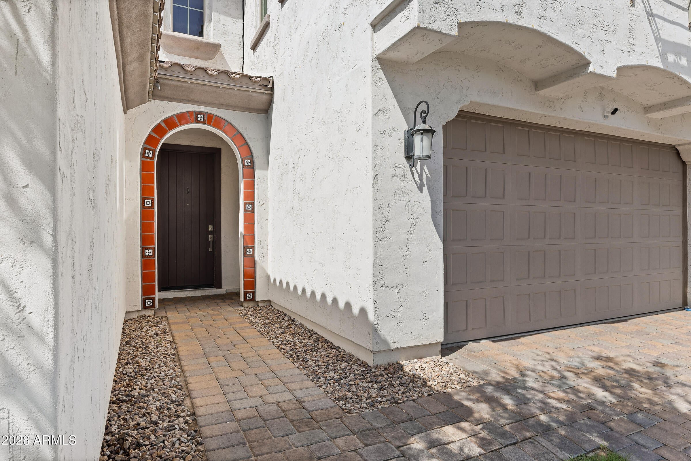 956 W YELLOWSTONE Way