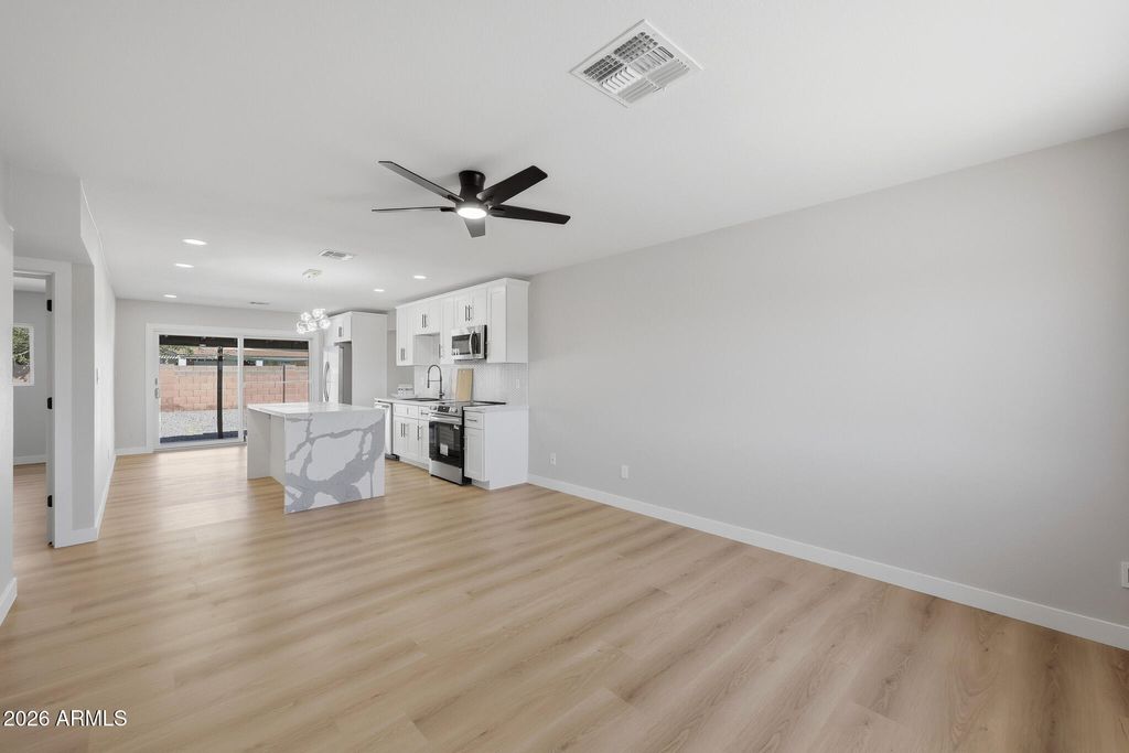 Photo of 2310 W Bluefield Avenue, Phoenix, AZ 85023 (MLS # 7003646)