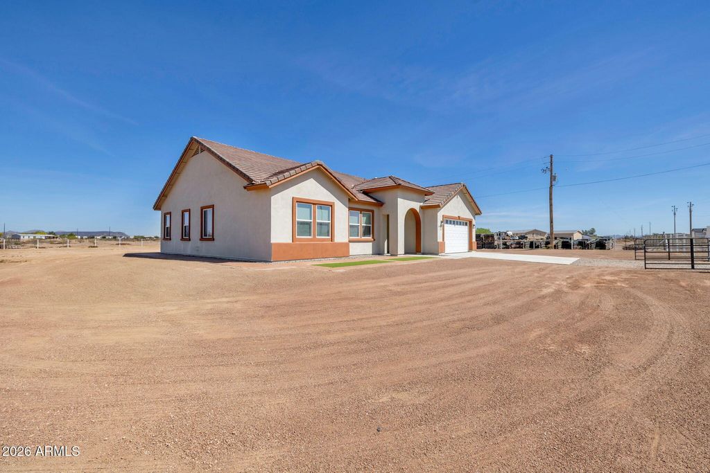 Photo of 37010 W Whitton Avenue, Tonopah, AZ 85354 (MLS # 7002811)