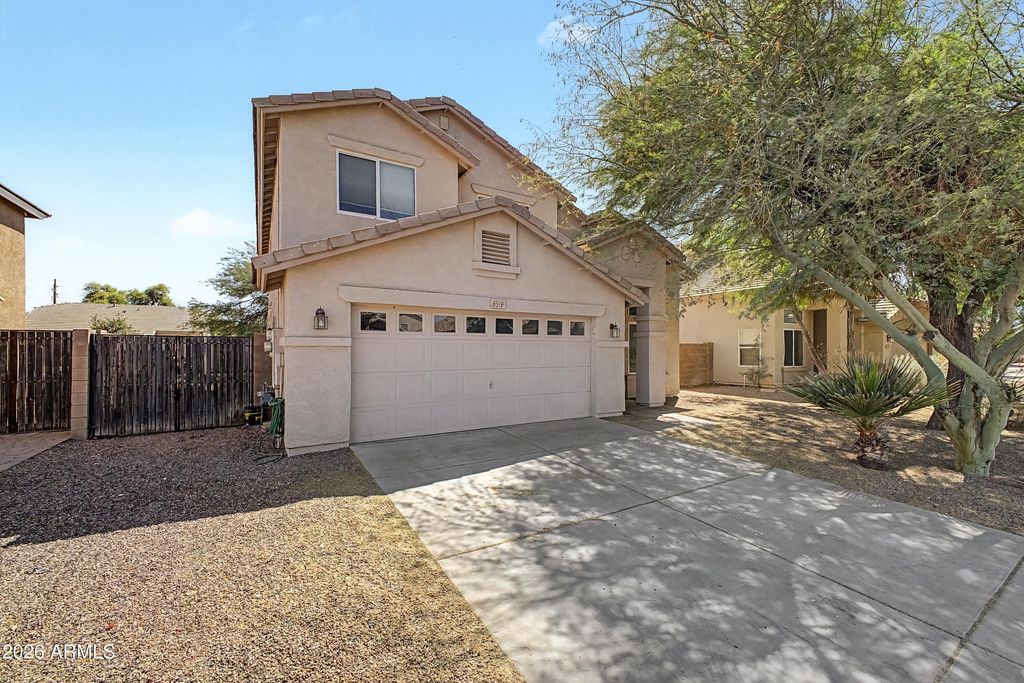 Photo of 6519 W Toronto Way, Phoenix, AZ 85043 (MLS # 7016114)