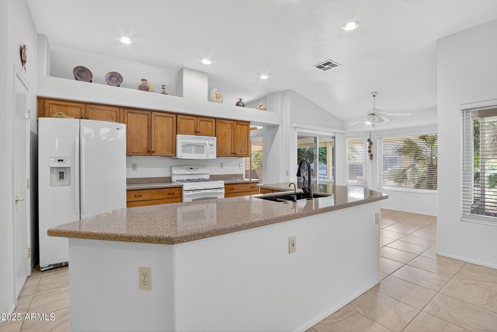 Photo of 13619 W Robertson Drive, Sun City West, AZ 85375 (MLS # 6946609)