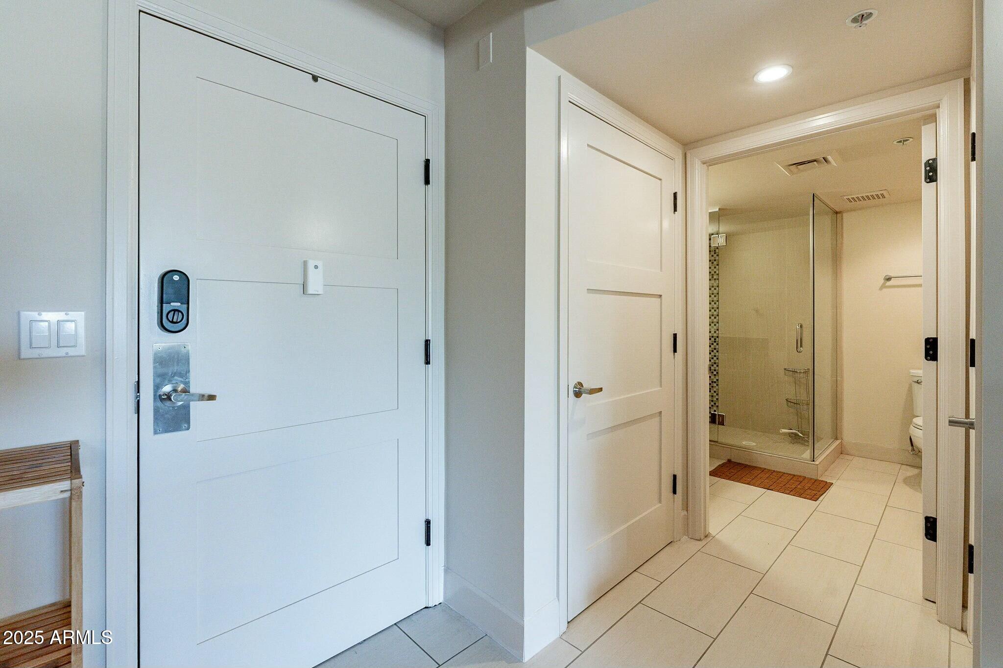 535 W THOMAS Road 211