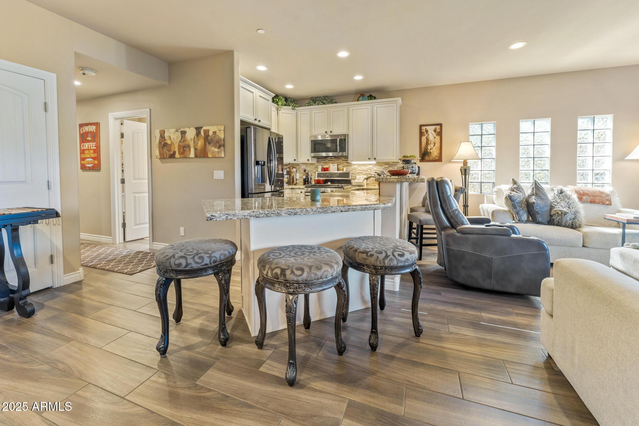 6145 E CAVE CREEK Road 103