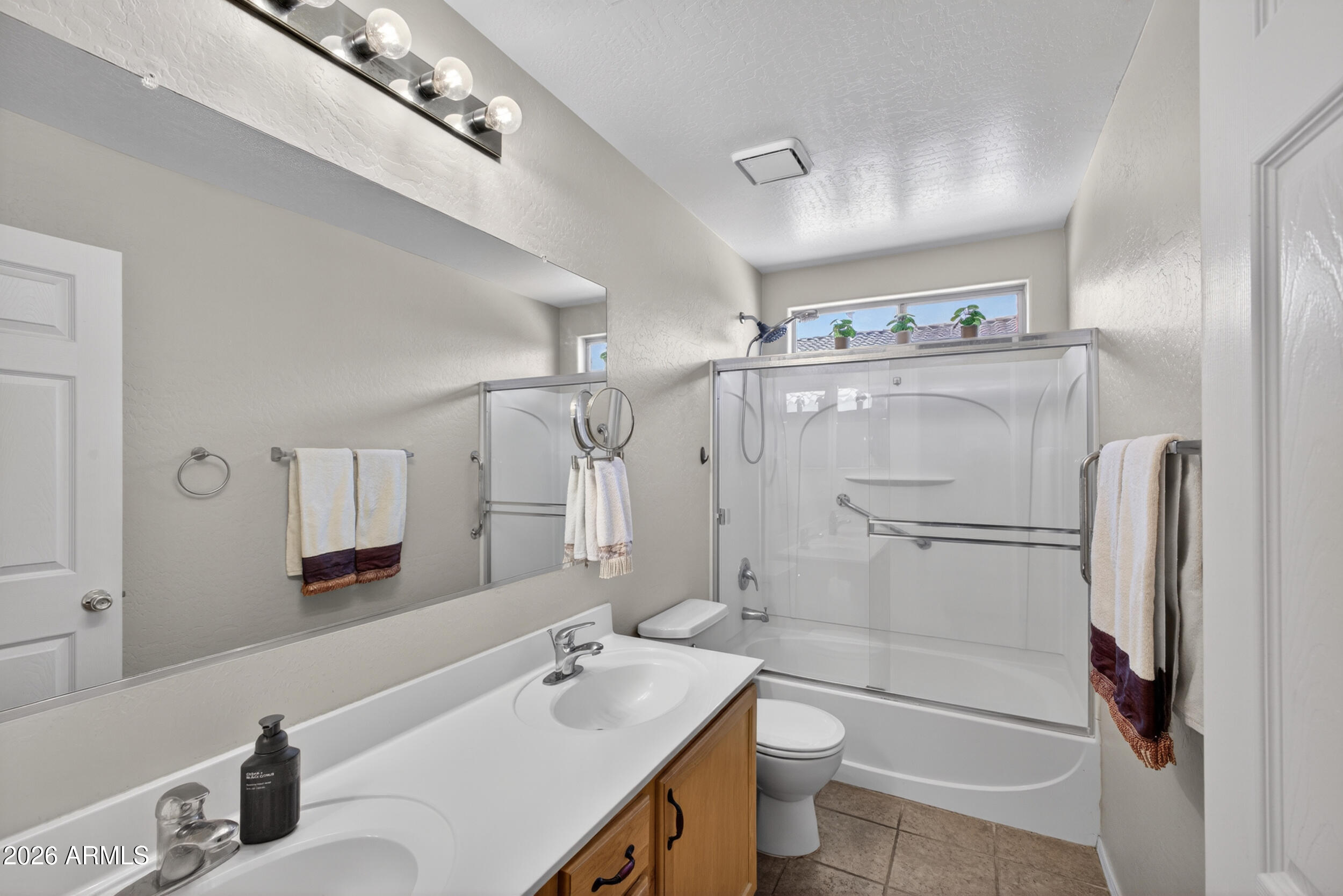 PHASE II PARCEL 21 AT RANCHO EL DORADO - Residential