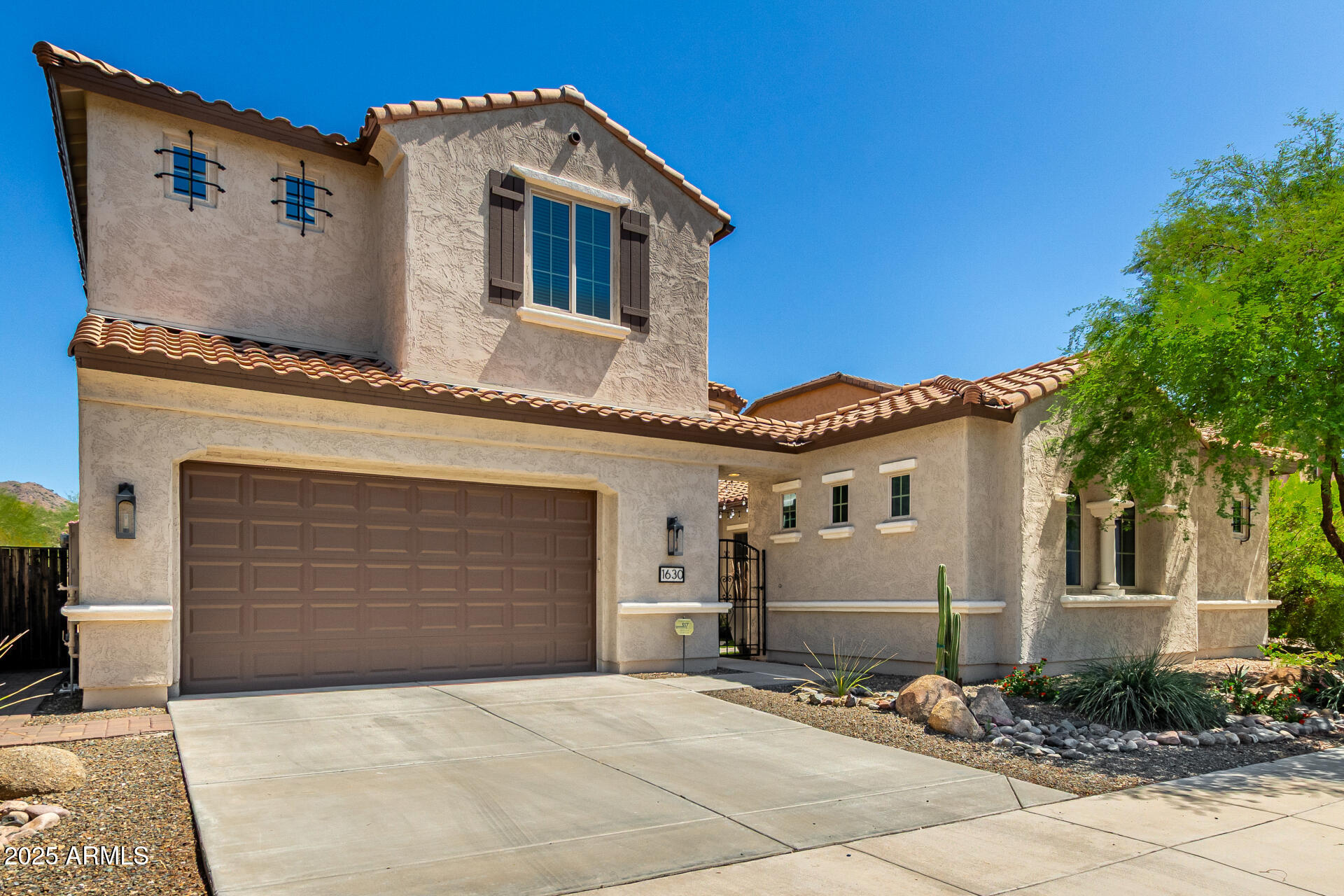 1630 W BLAYLOCK Drive