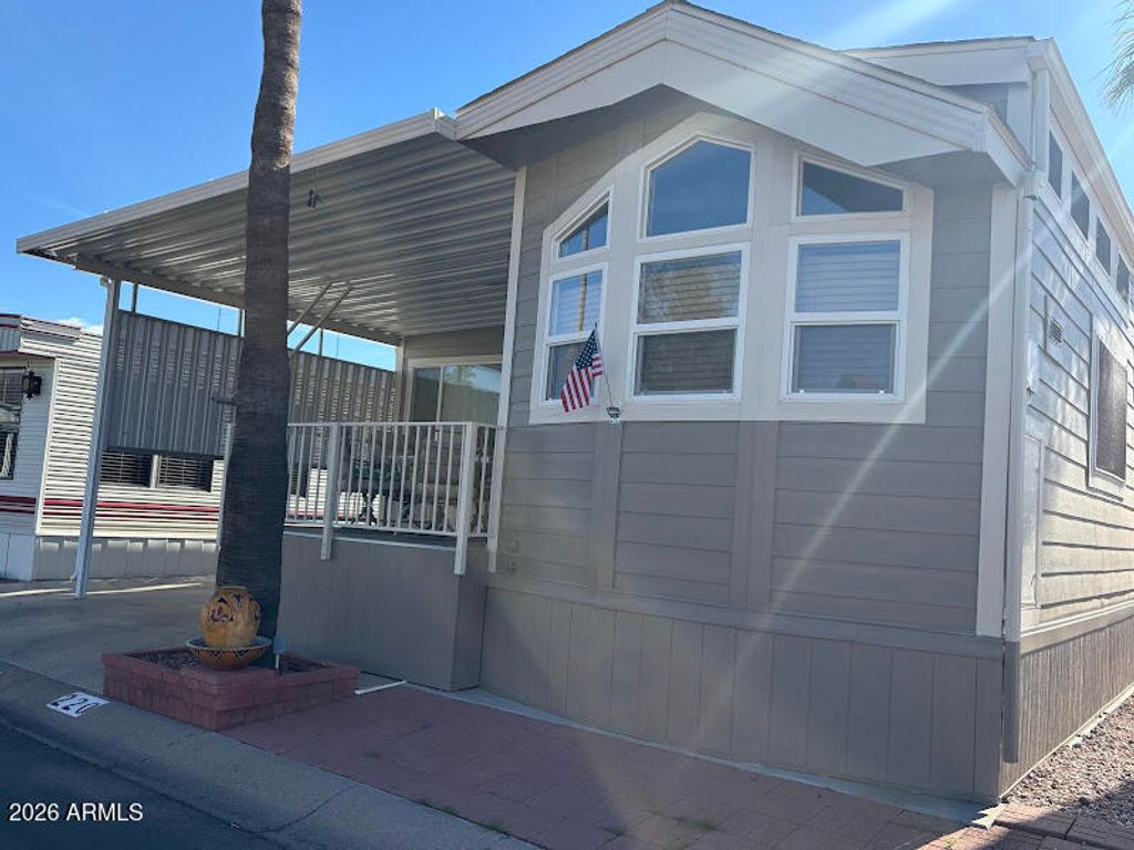 Photo of 220 Motherlode Drive, Apache Junction, AZ 85119 (MLS # 6975096)