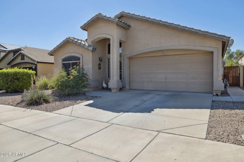 Photo of 16647 W Taylor Street, Goodyear, AZ 85338 (MLS # 6929988)