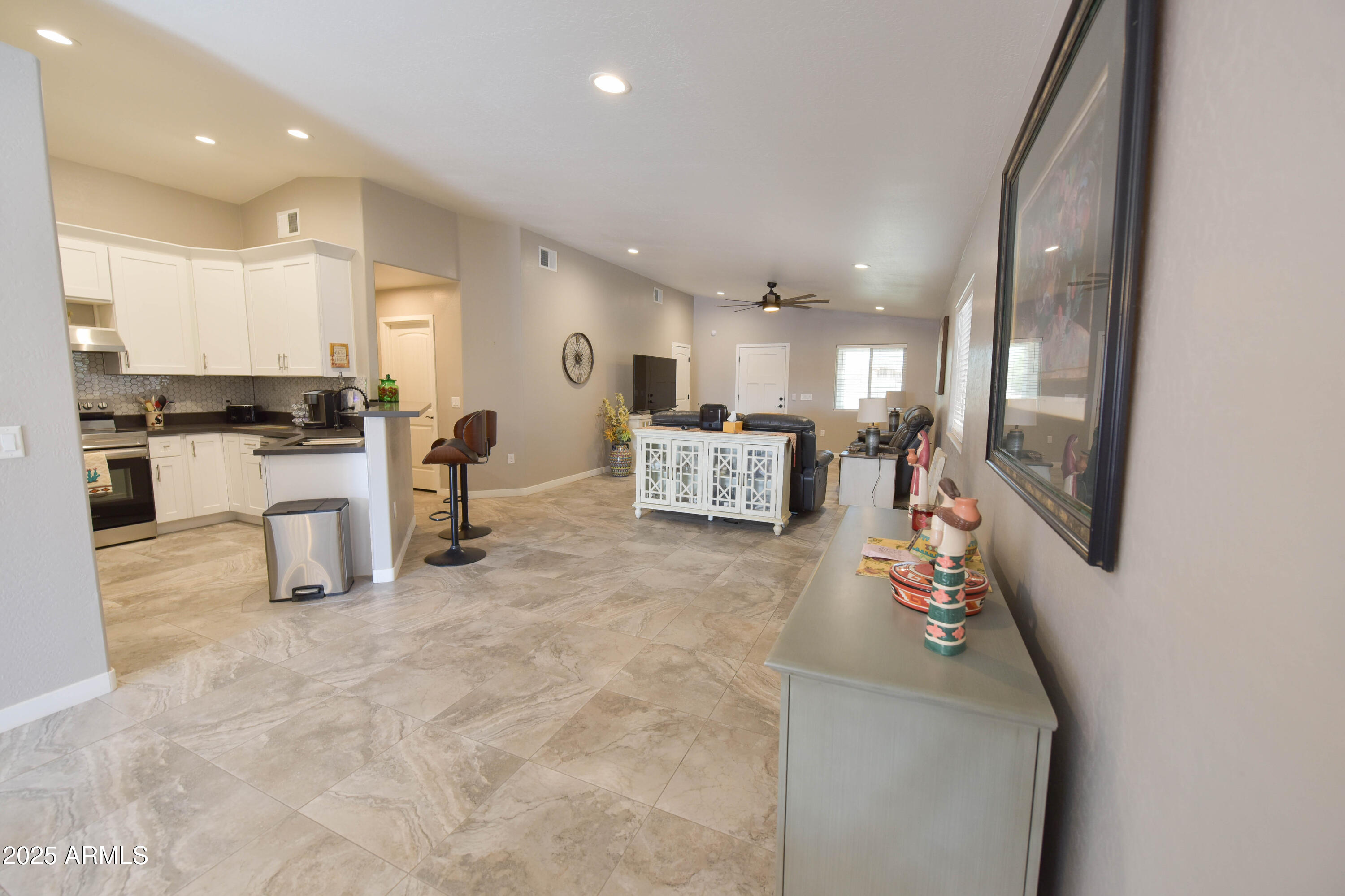 9767 W DEVONSHIRE Drive